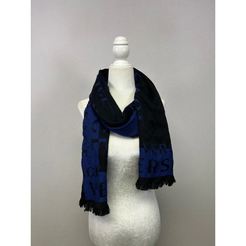 Designer Gianni Versace Unisex OS Blue Black Wool Logo Jacquard Fringed Scarf